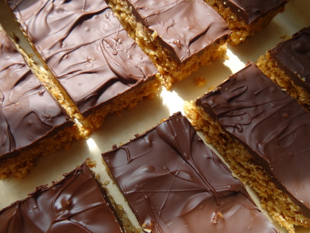 Chocolate-coated Flapjack Slices